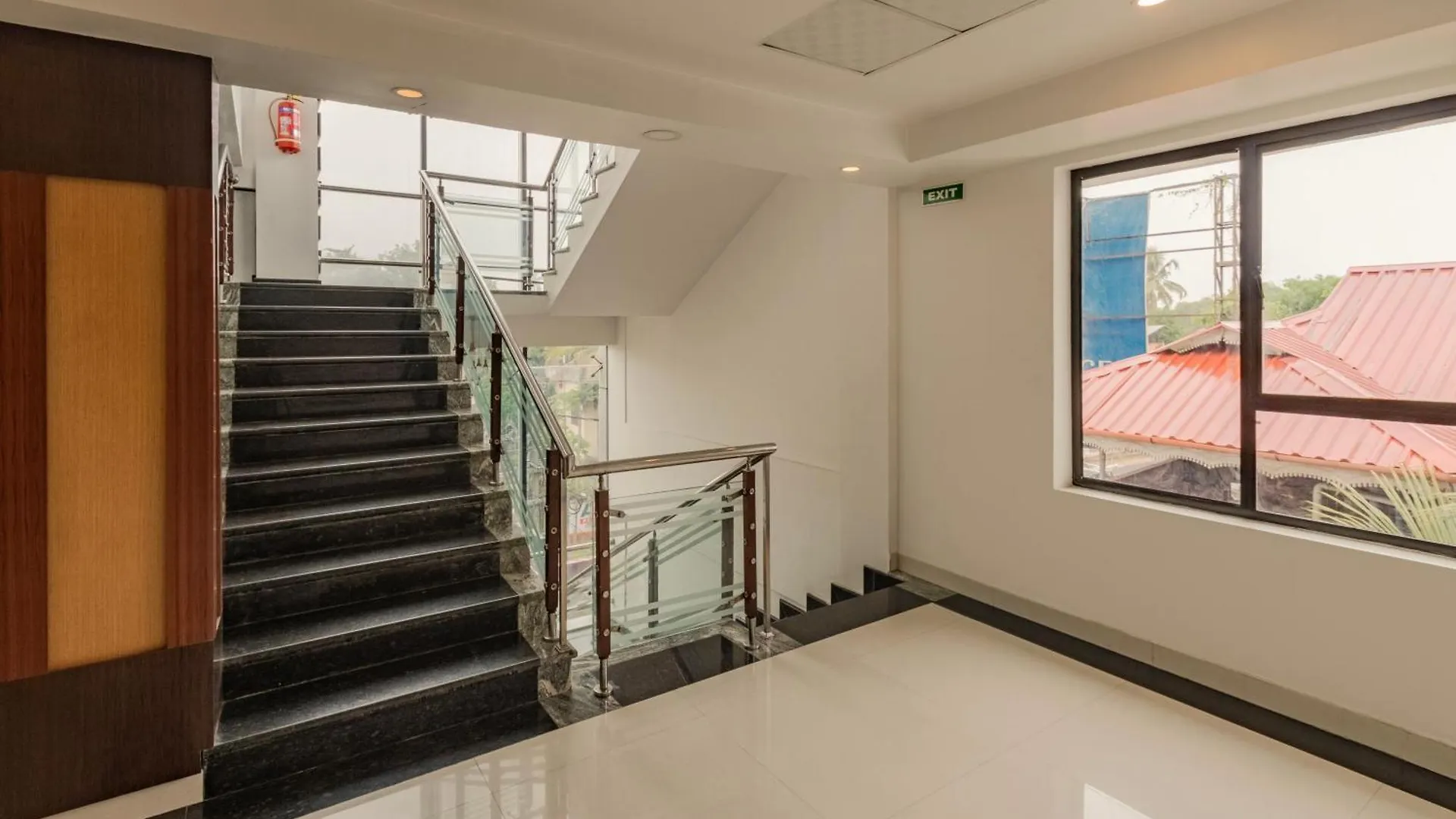 Treebo Premium Palmyra Milford, 2 Km From Alleppey Beach Alappuzha